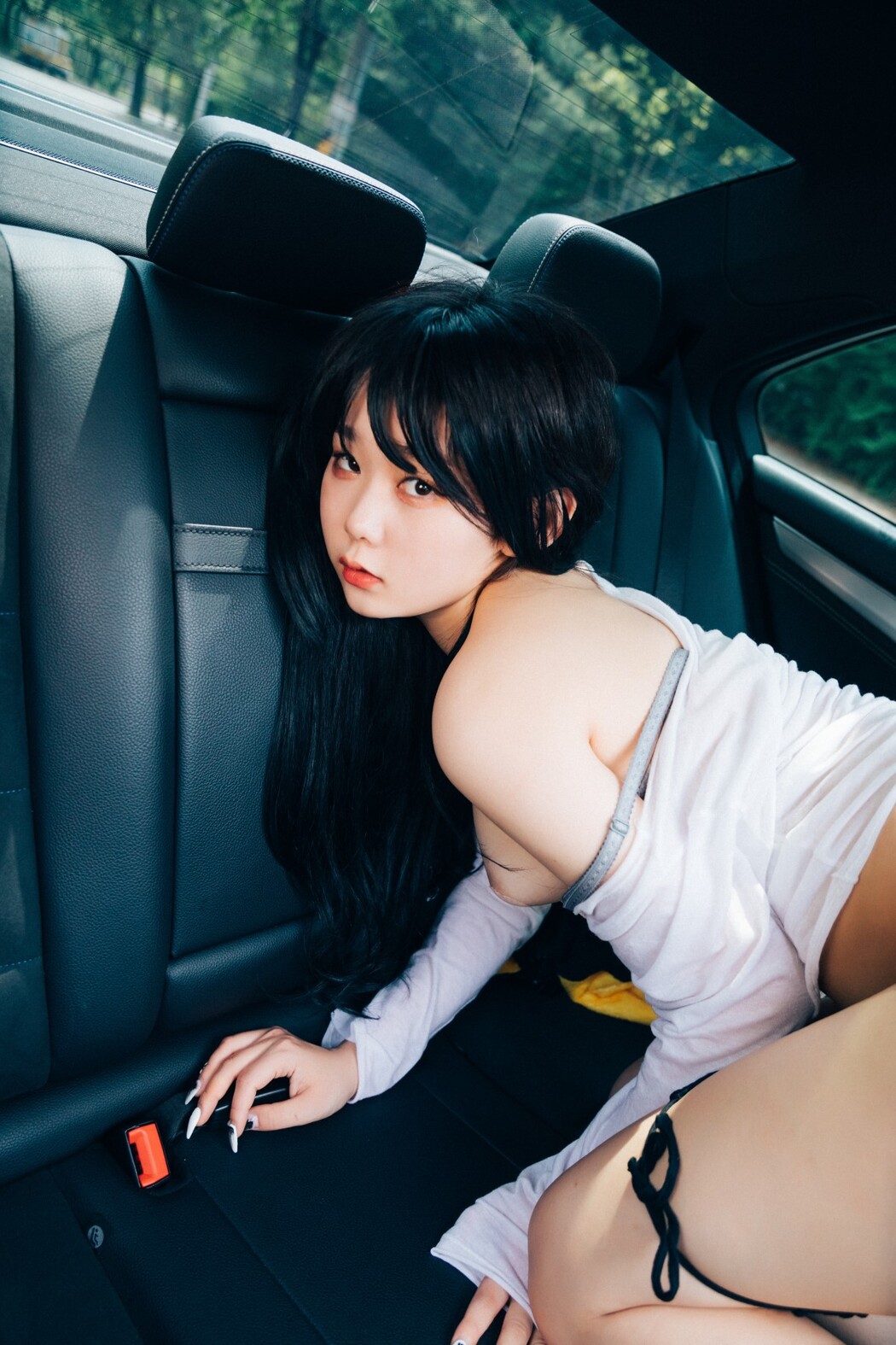 Loozy Zia 지아 – XXX Trip B