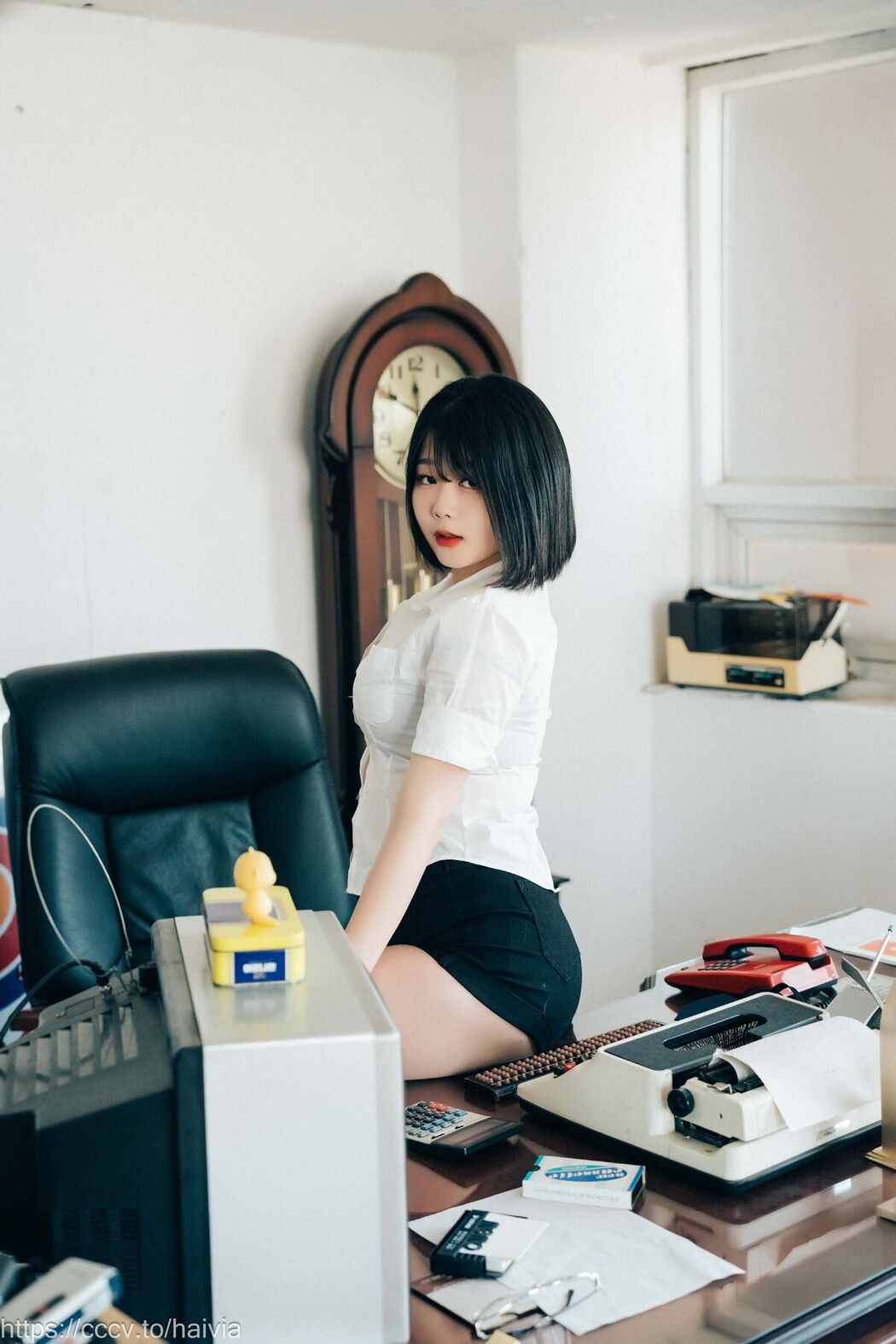 Loozy Zia 지아 – Female Employee Part1
