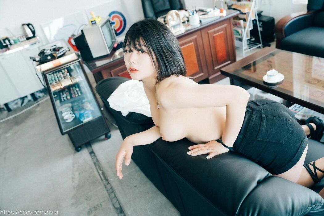 Loozy Zia 지아 – Female Employee Part2