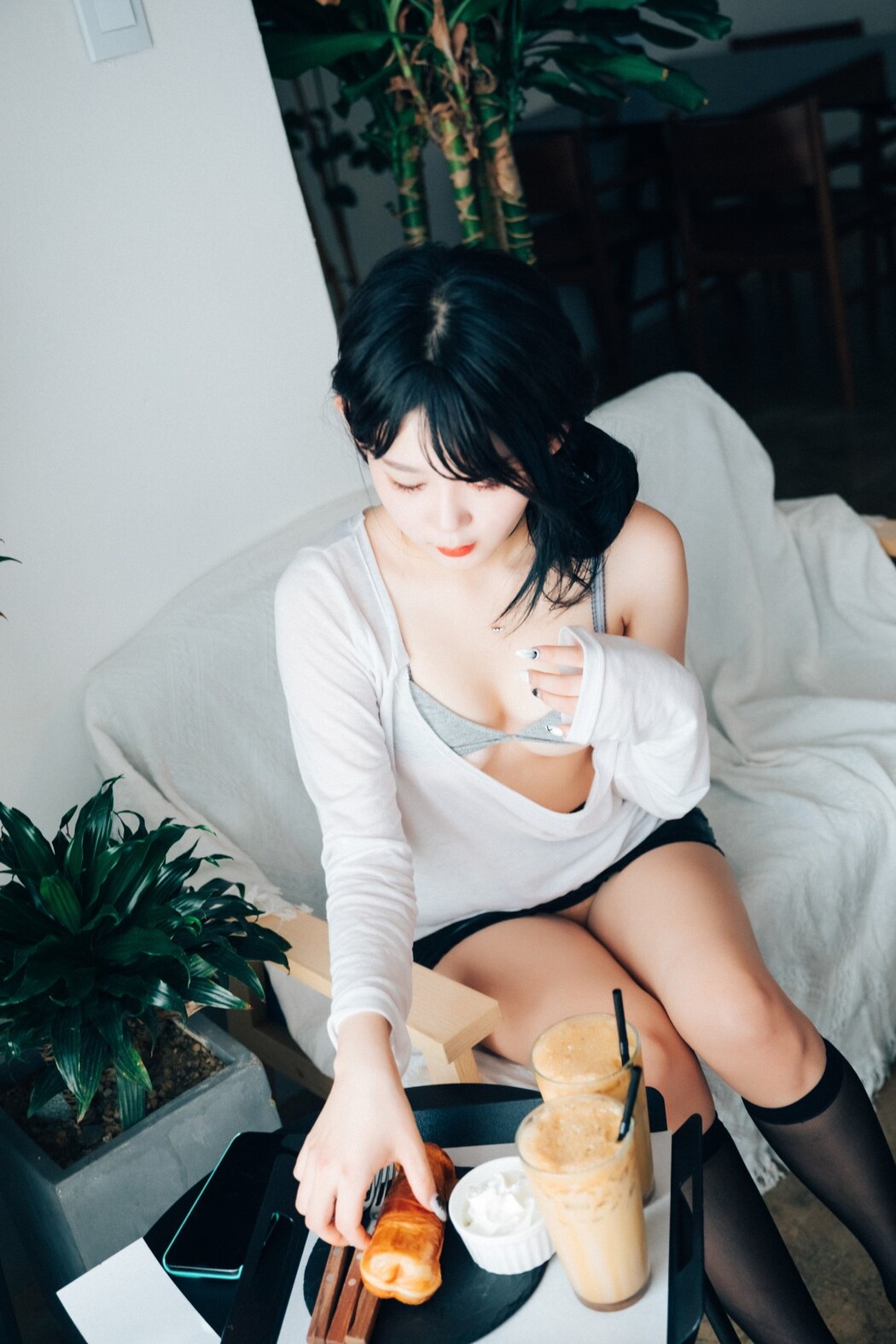 Loozy Zia 지아 – XXX Trip A