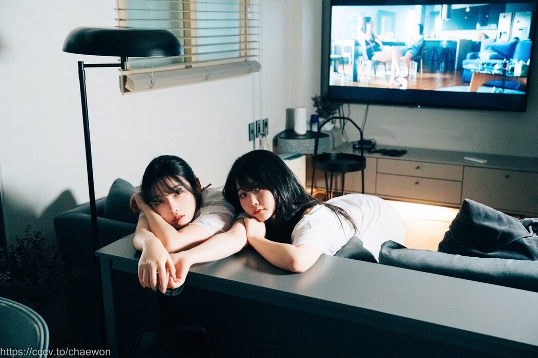 Loozy Zia 지아 x Sonson 손손 – Yuri Girls Love A