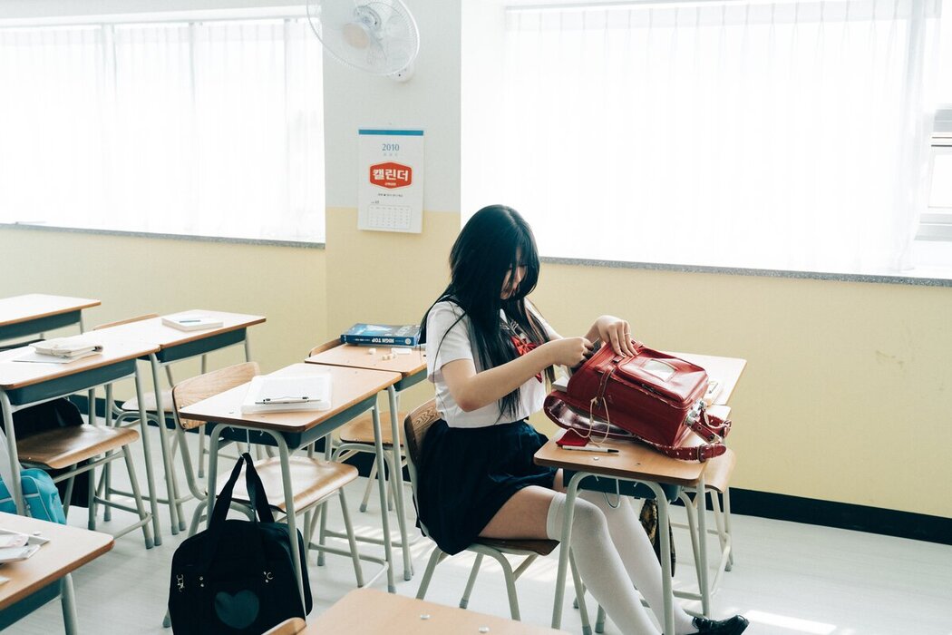 Loozy Zia 지아 x Sonson 손손 – Bitch Academy Hard A