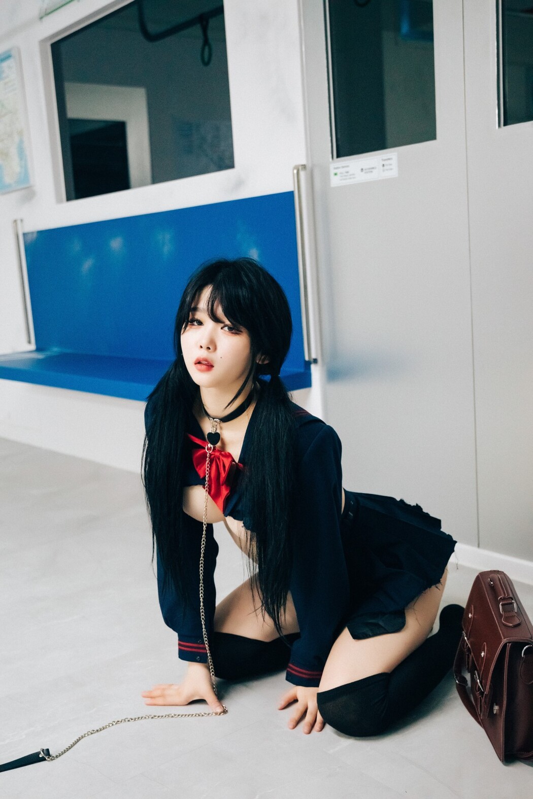 Loozy Zia 지아 Subway