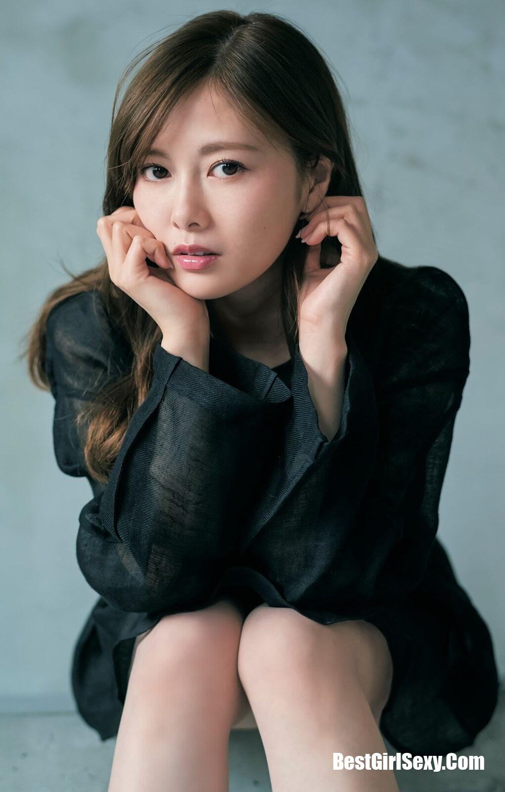 Mai Shiraishi 白石麻衣, Young Jump 2020 No.22-23 (ヤングジャンプ 2020年22-23号)