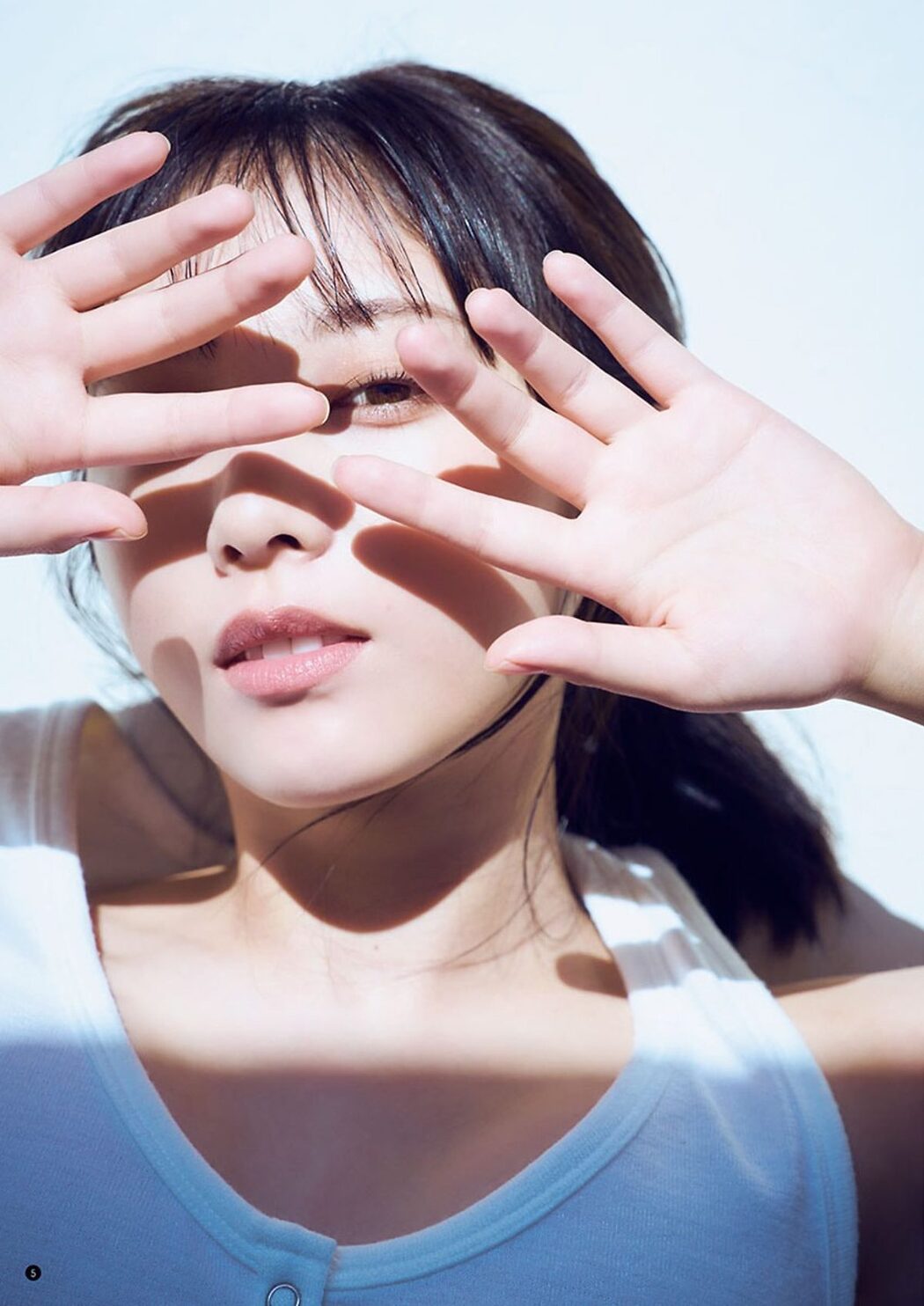 Young Champion 2023 No.24 与田祐希 西野夢菜
