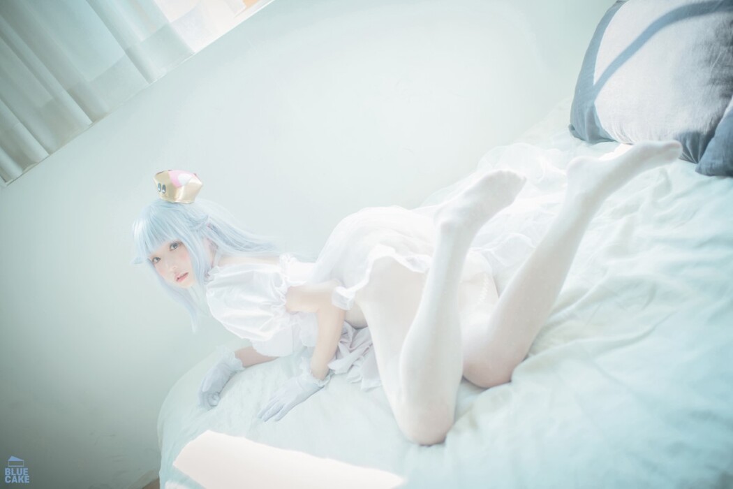 BlueCake Bambi 밤비 – Sticky Boosette Part 1