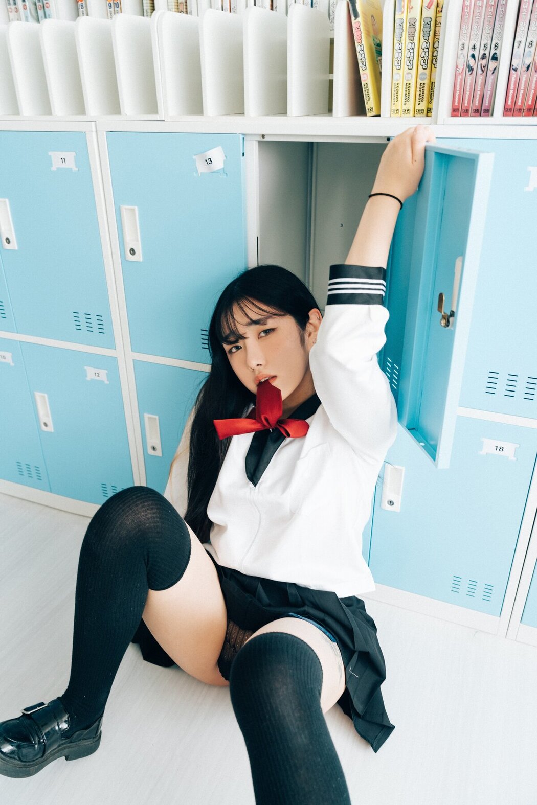 Loozy Zia 지아 x Sonson 손손 – Bitch Academy Hard A