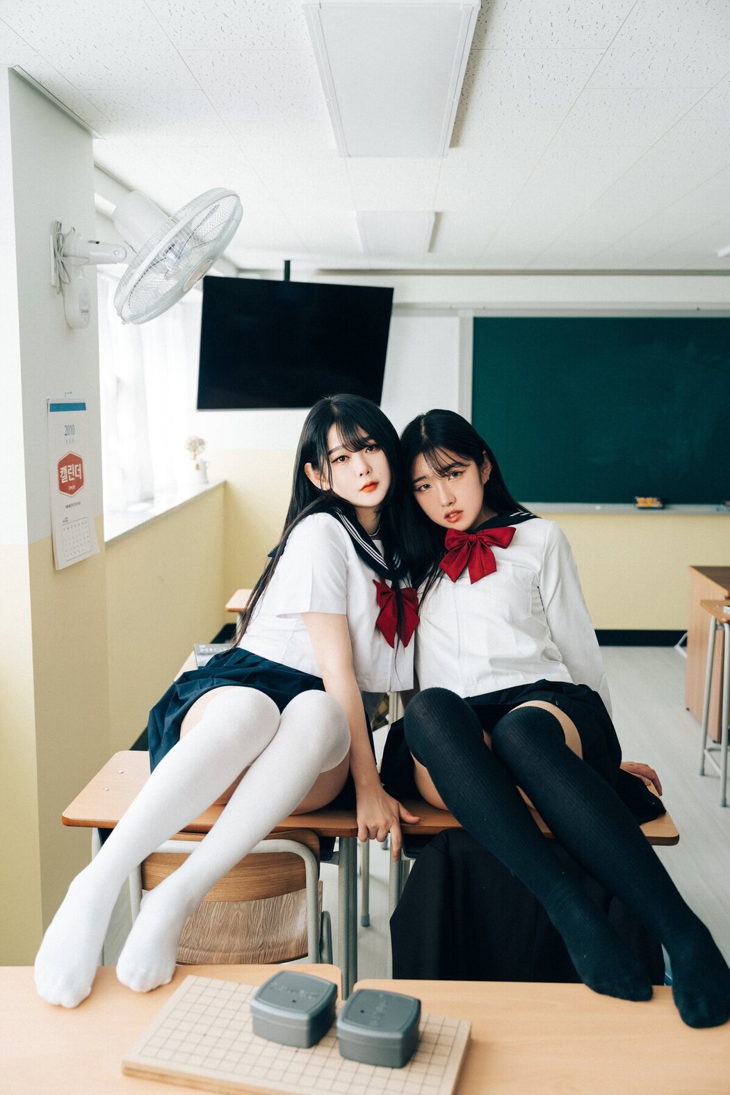 Loozy Zia 지아 x Sonson 손손 – Bitch Academy Hard B