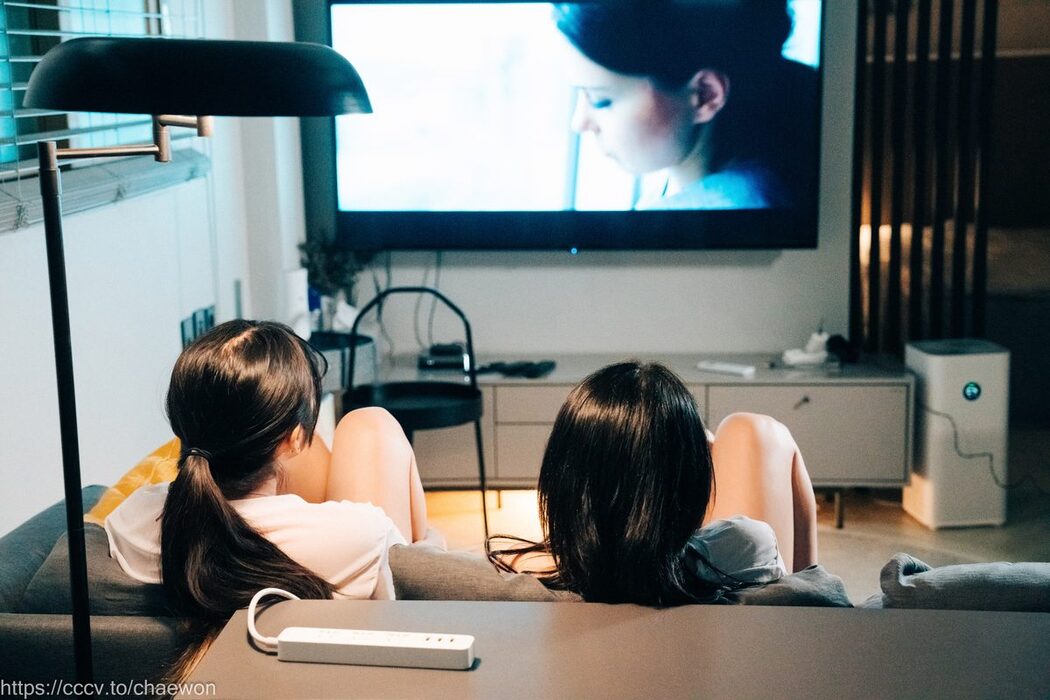 Loozy Zia 지아 x Sonson 손손 – Yuri Girls Love A