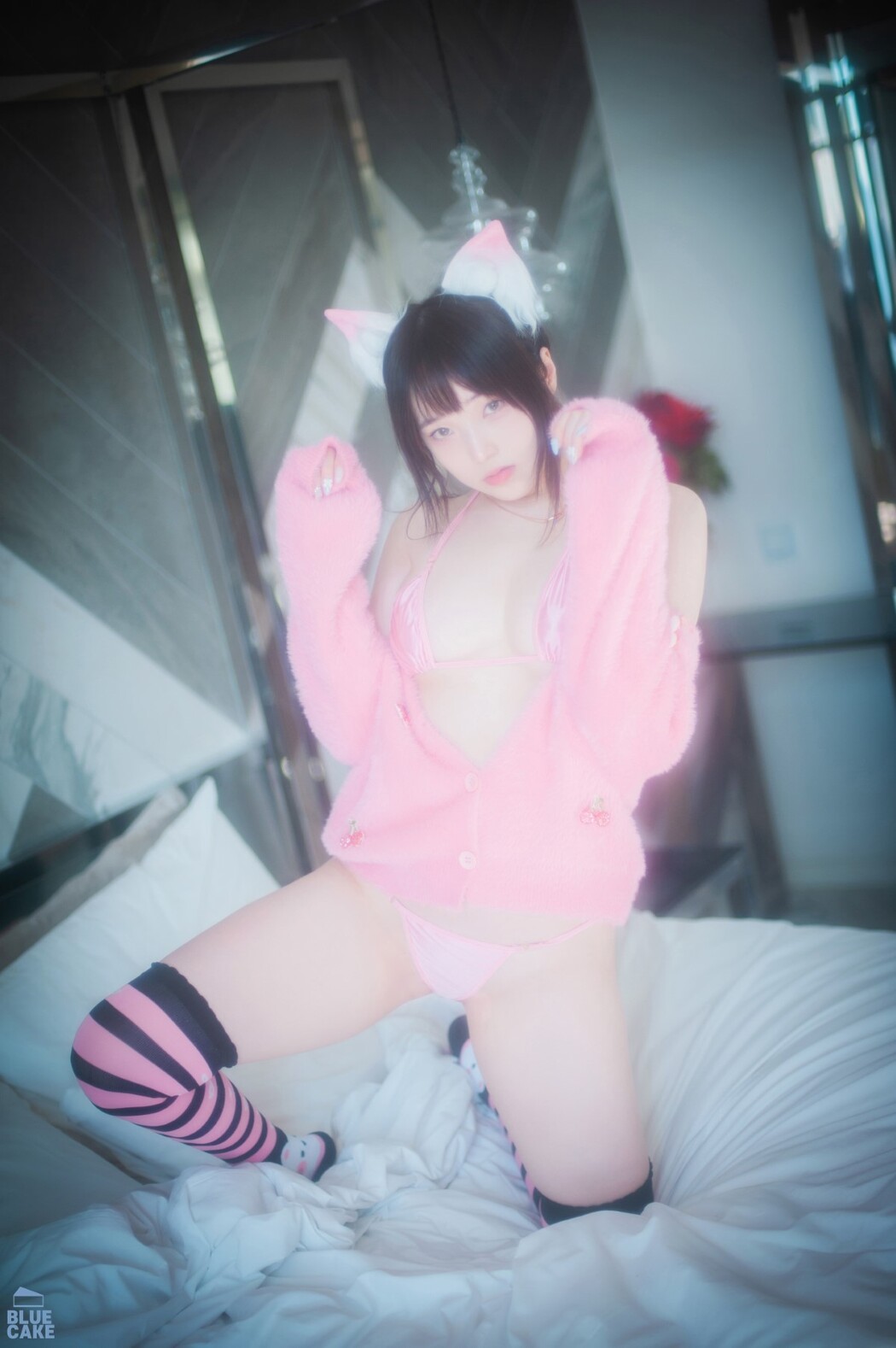 BLUECAKE Bambi 밤비 – Naughty Cats Pink And Mint RED A