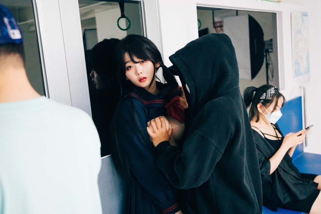 Loozy Zia 지아 Subway