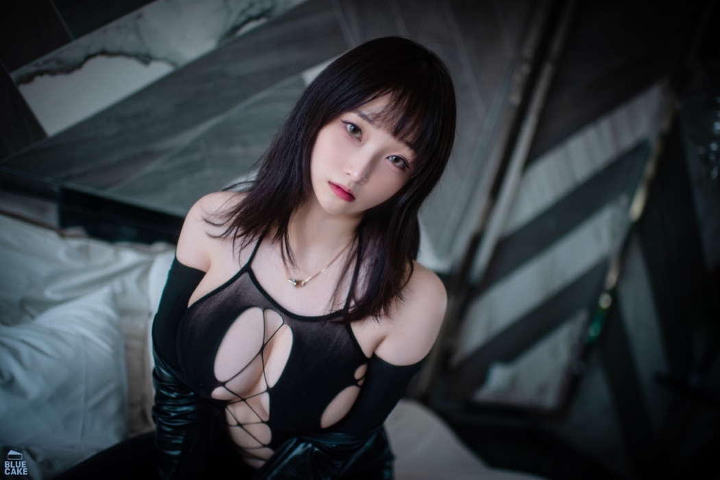 BLUECAKE Bambi 밤비 – Black Mist Mesh And Stocking A