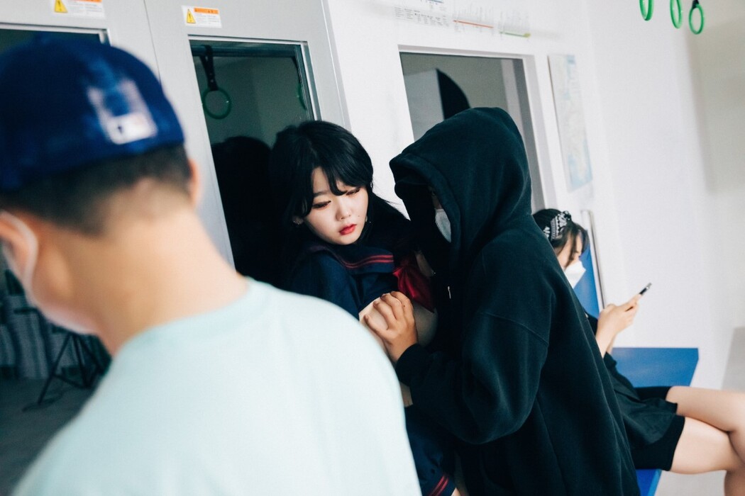 Loozy Zia 지아 Subway