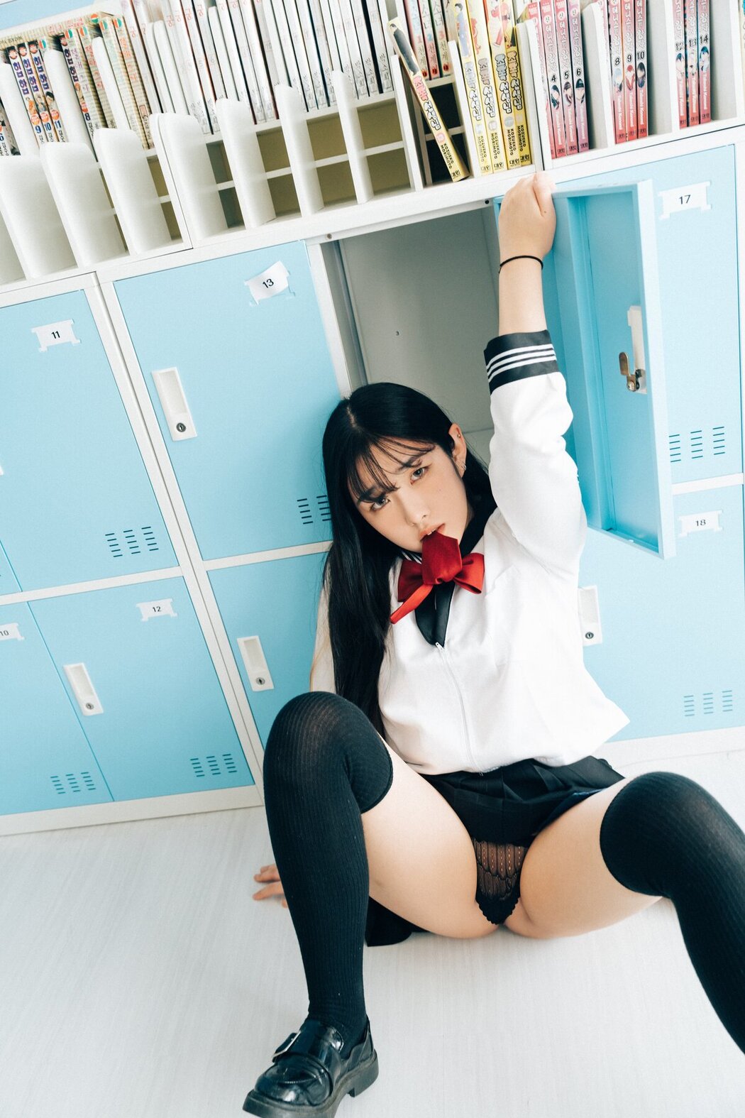 Loozy Zia 지아 x Sonson 손손 – Bitch Academy Hard A