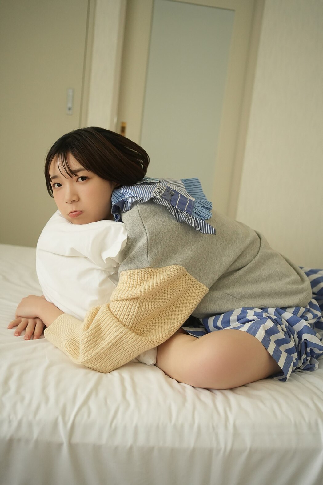 Photobook 2023-06-01 Funai Miku 船井美玖 – Two Days With My Girlfriend Young Champion Digigra