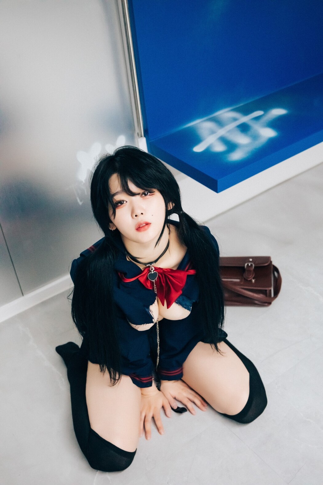 Loozy Zia 지아 Subway