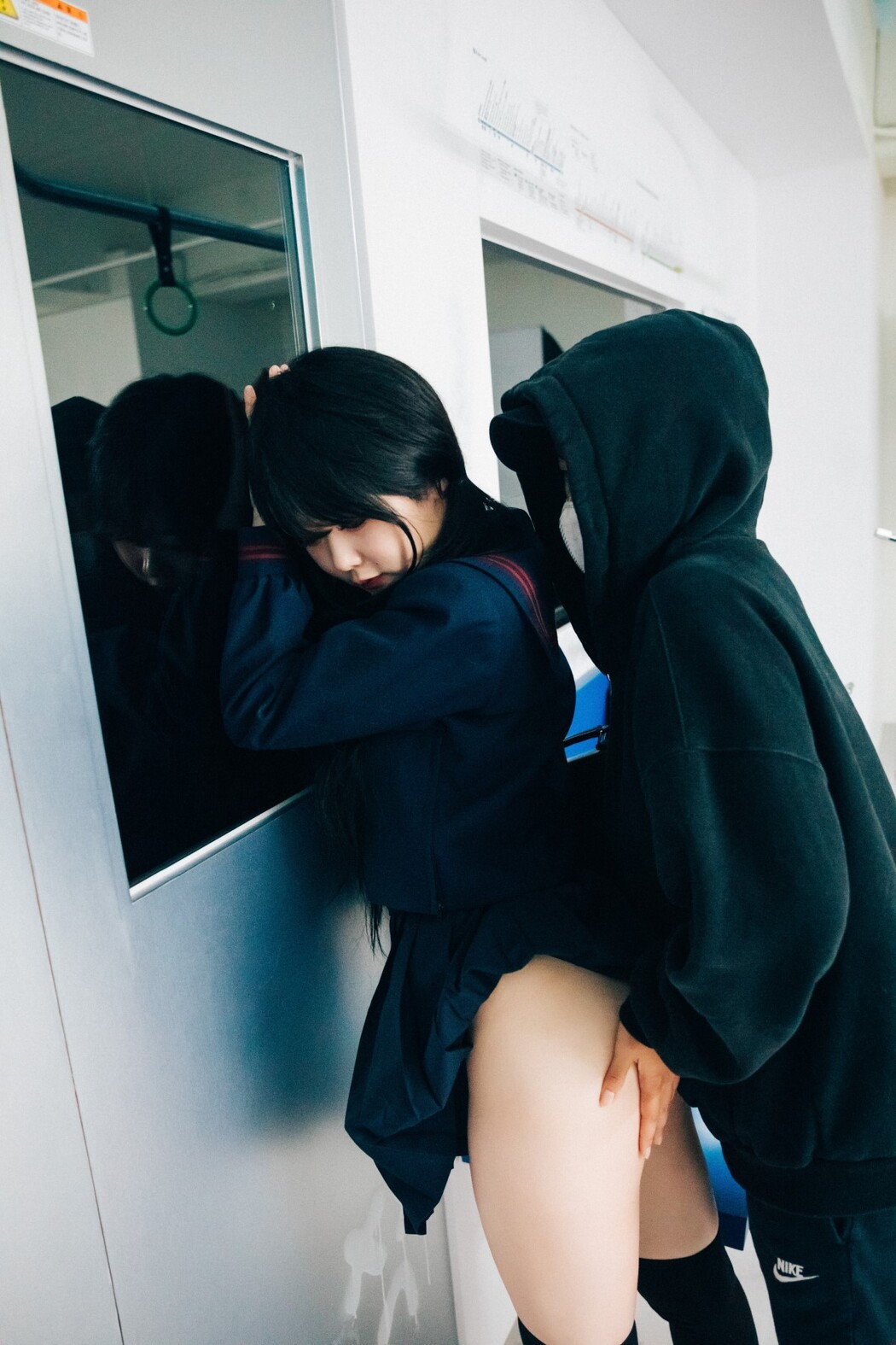Loozy Zia 지아 Subway