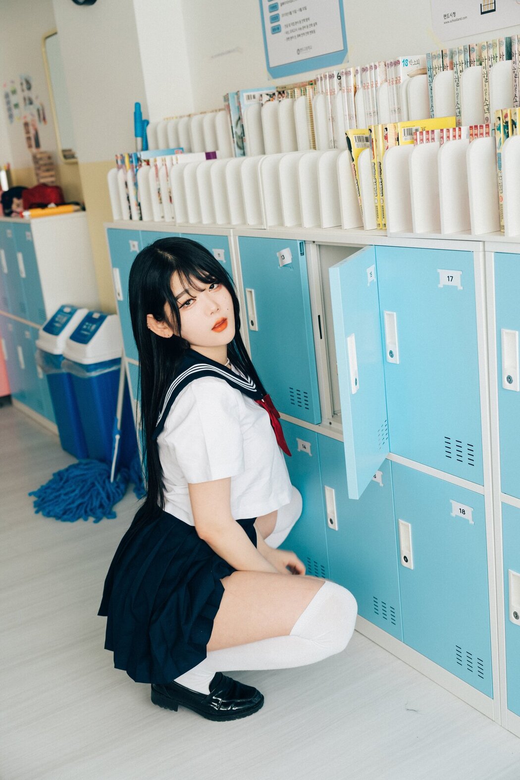 Loozy Zia 지아 x Sonson 손손 – Bitch Academy Hard A