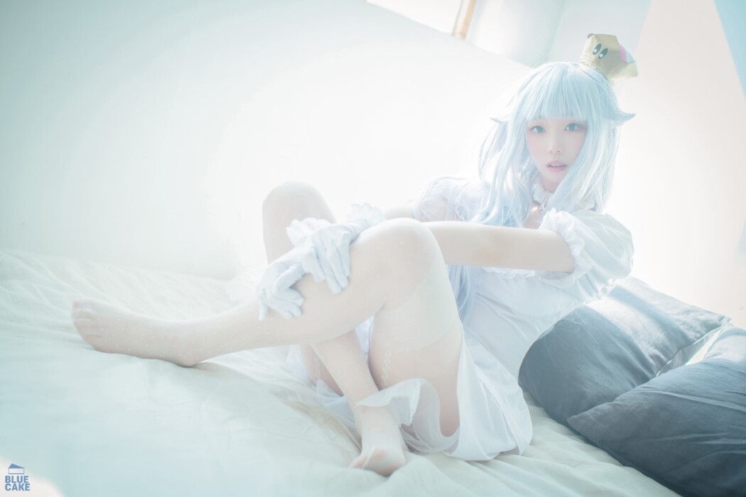 BlueCake Bambi 밤비 – Sticky Boosette Part 1