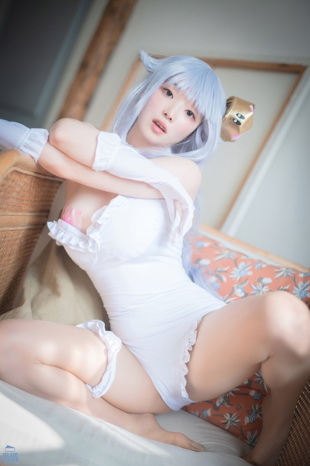 BlueCake Bambi 밤비 – Sticky Boosette Part 1