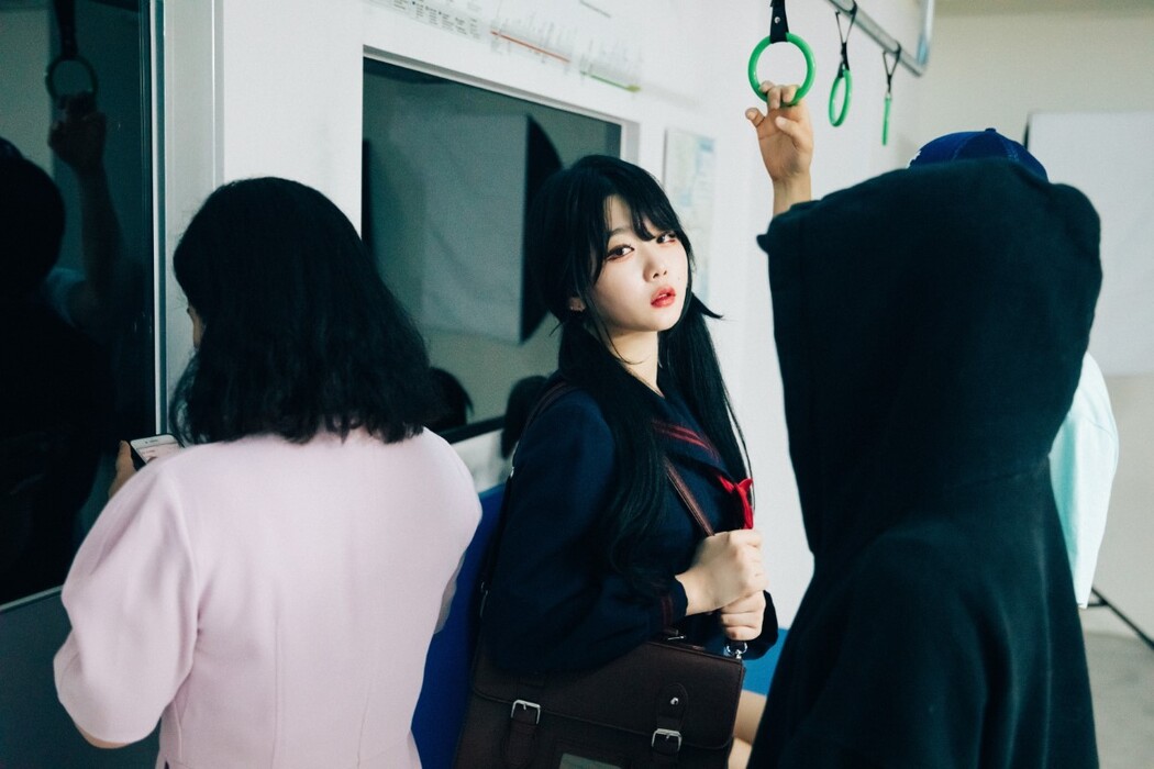 Loozy Zia 지아 Subway