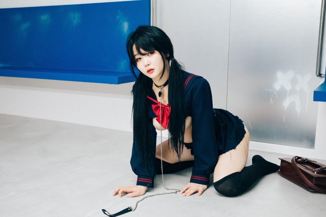 Loozy Zia 지아 Subway