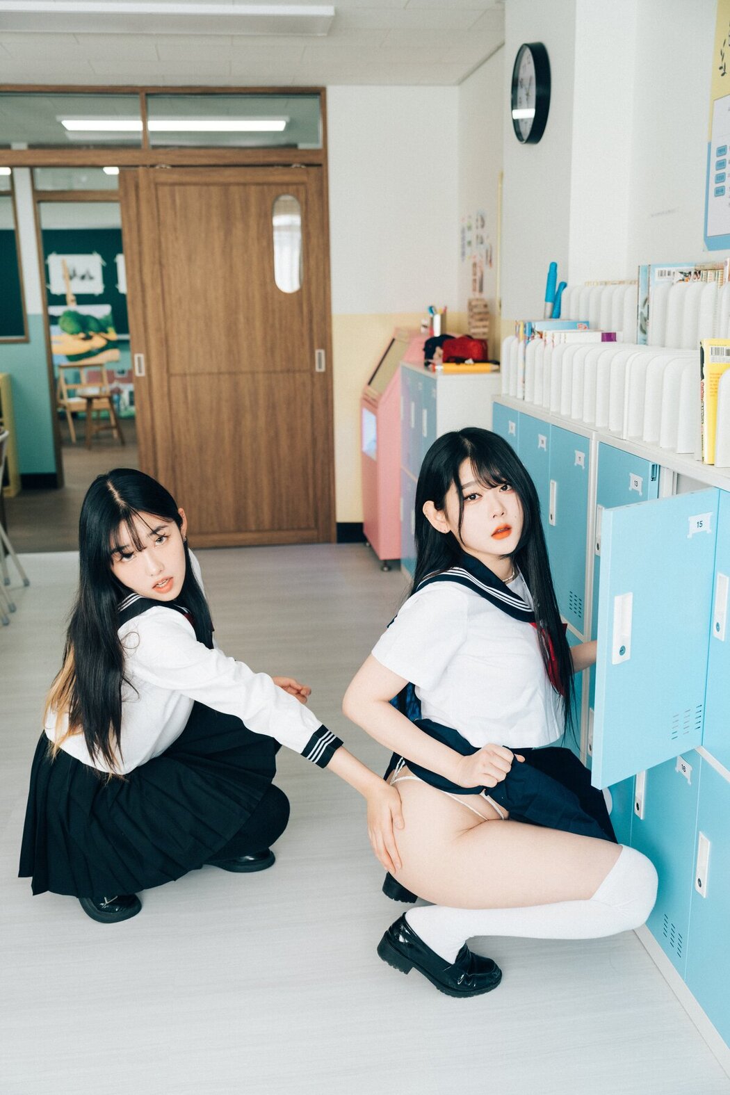 Loozy Zia 지아 x Sonson 손손 – Bitch Academy Hard B