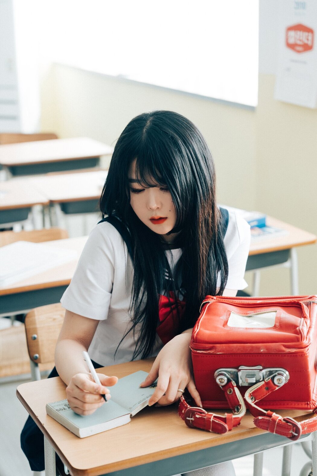 Loozy Zia 지아 x Sonson 손손 – Bitch Academy Hard A