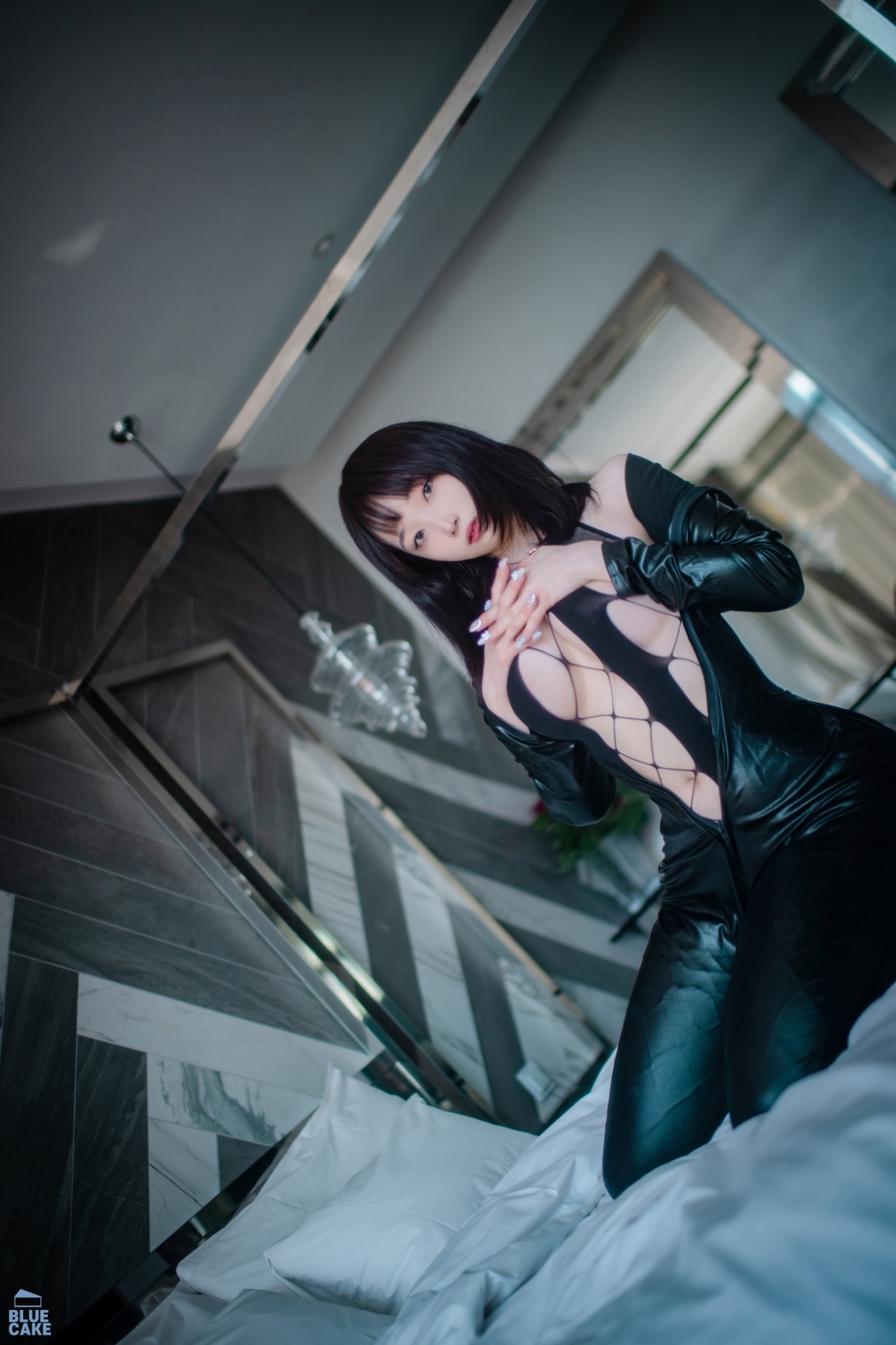 BLUECAKE Bambi 밤비 – Black Mist Mesh And Stocking A