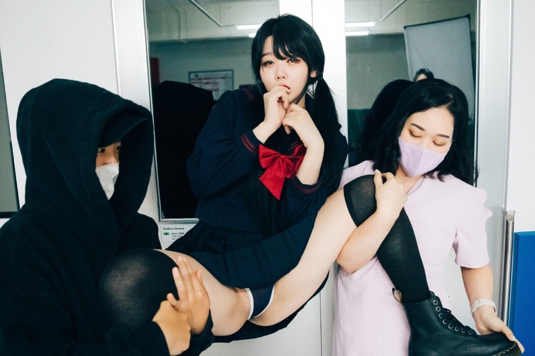 Loozy Zia 지아 Subway
