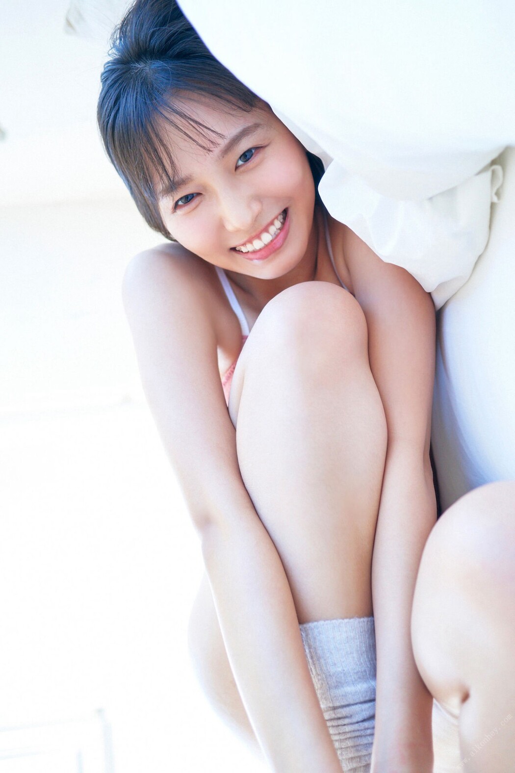 Young Magazine Photobook 2022-09-16 Nene Shida 志田音々 – Next Oshi Girl 1-4 Next Part 1
