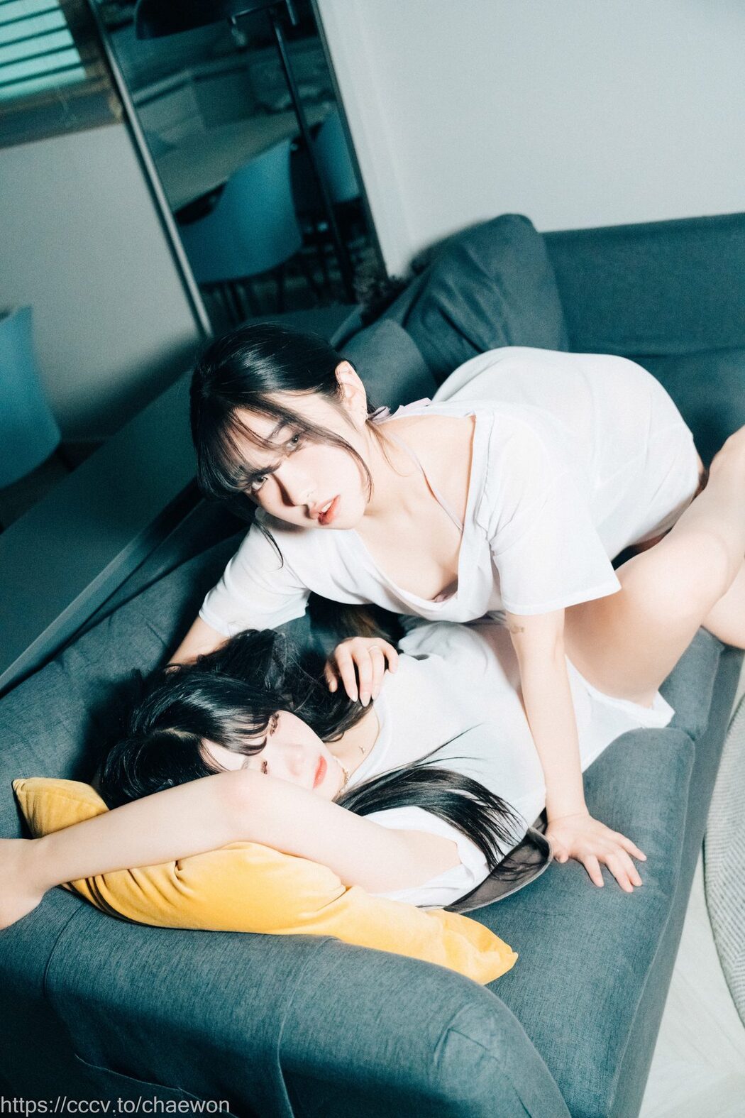 Loozy Zia 지아 x Sonson 손손 – Yuri Girls Love A
