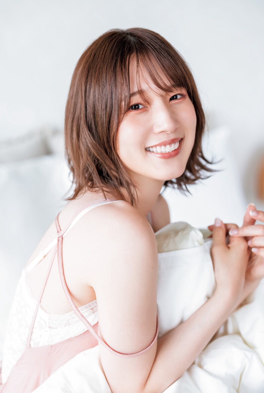 Young Jump Weekly 2023.01.01 No.01 えなこ 内田真礼 片岡凜