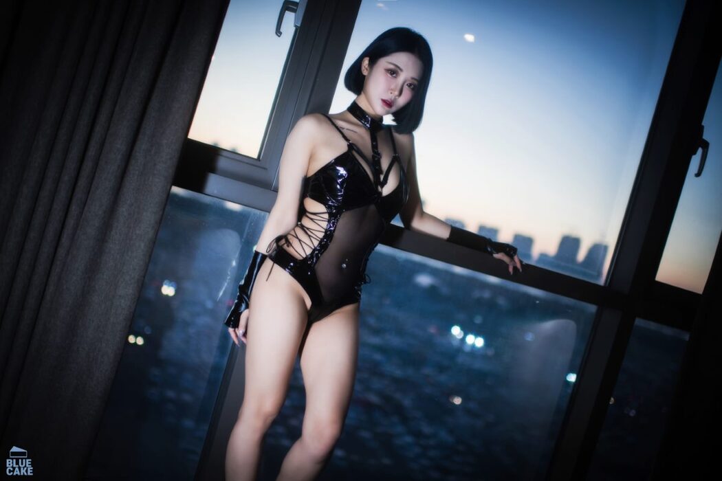 BLUECAKE Bomi 보미 City of Night