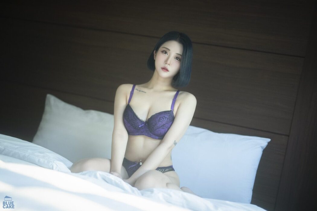 BlueCake Bomi 보미 – SECRET