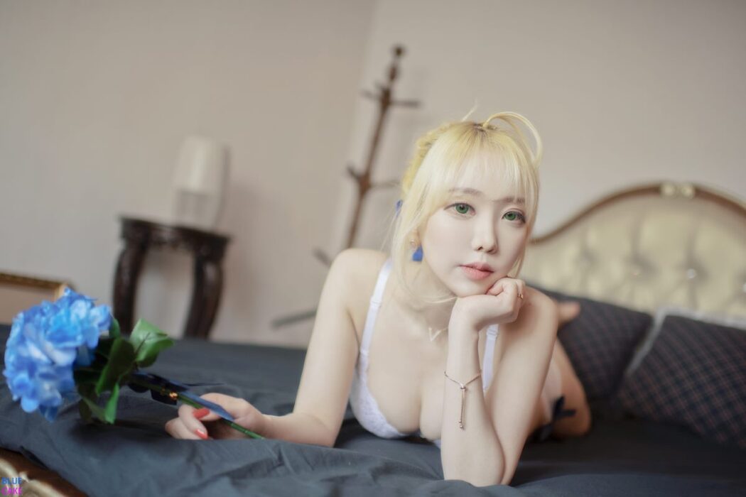 BLUECAKE Bomi 보미 & Zia 지아 Fate Saber x Thosaka Rin Lingerie A