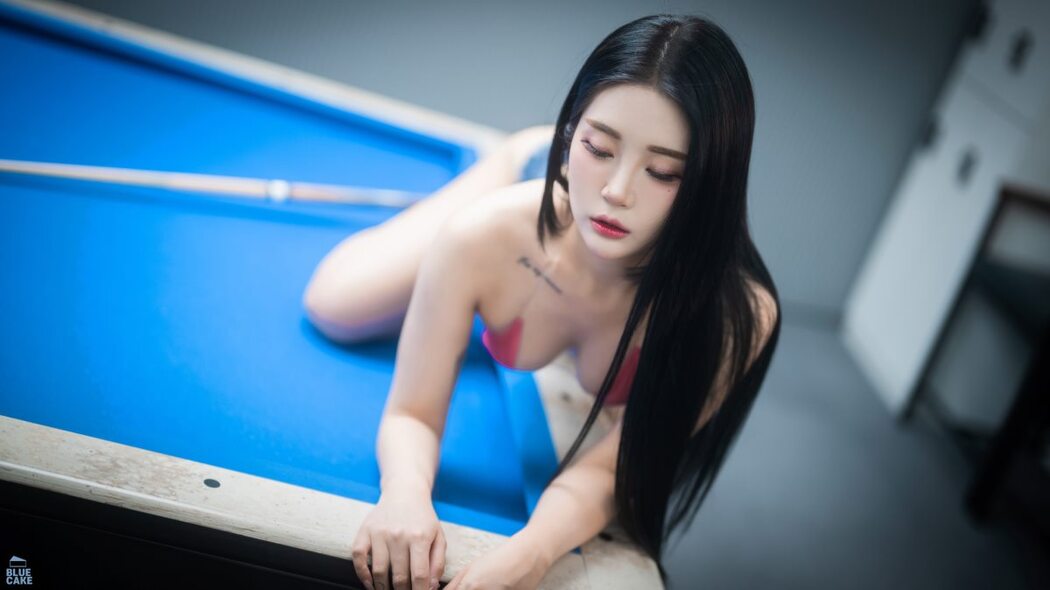 BlueCake Bomi 보미 – Secret Billiard Room B
