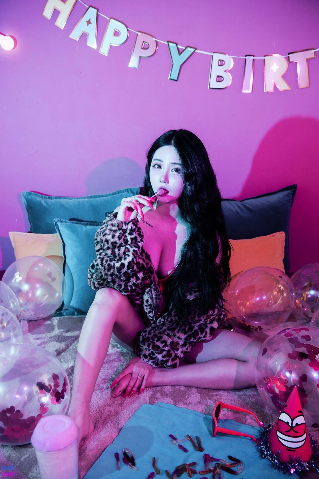 BLUECAKE Bomi 보미 Happy Bomiday