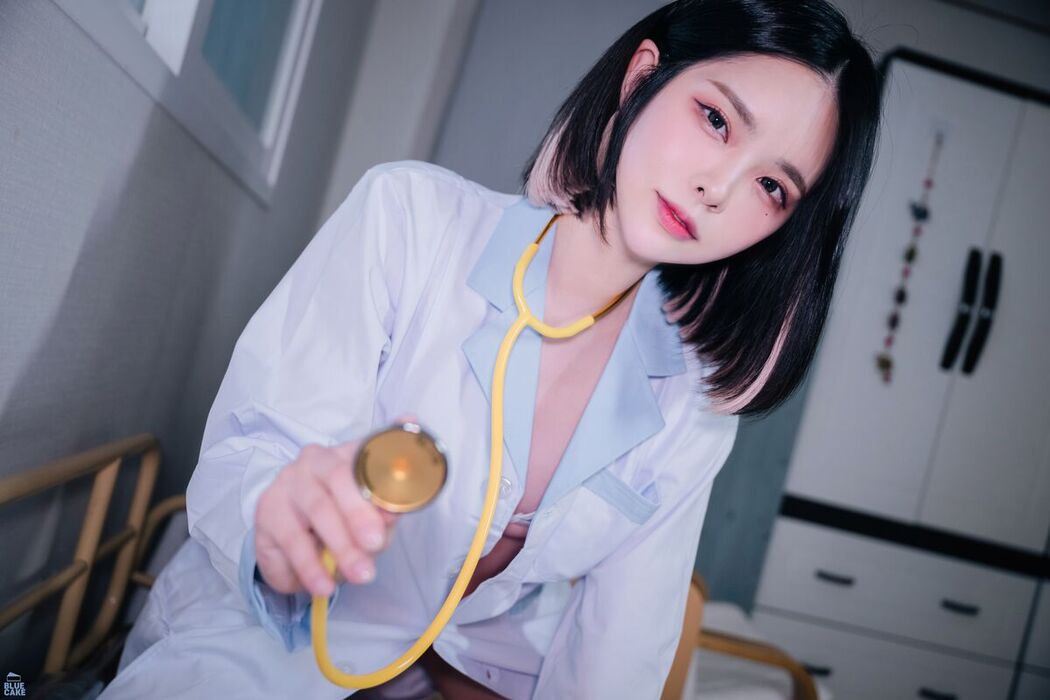BLUECAKE Hikari – Vol.04 Bad Doctor Succubus RED.Ver A