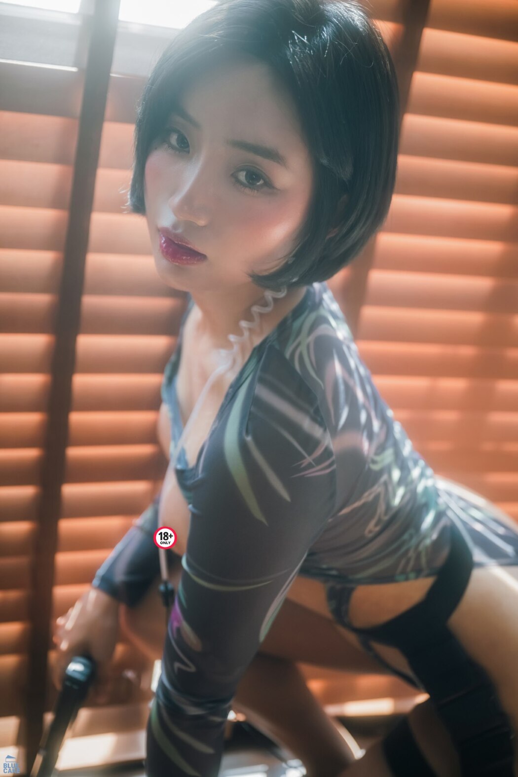 BlueCake Booty Queen – Secret Agent RED.Ver