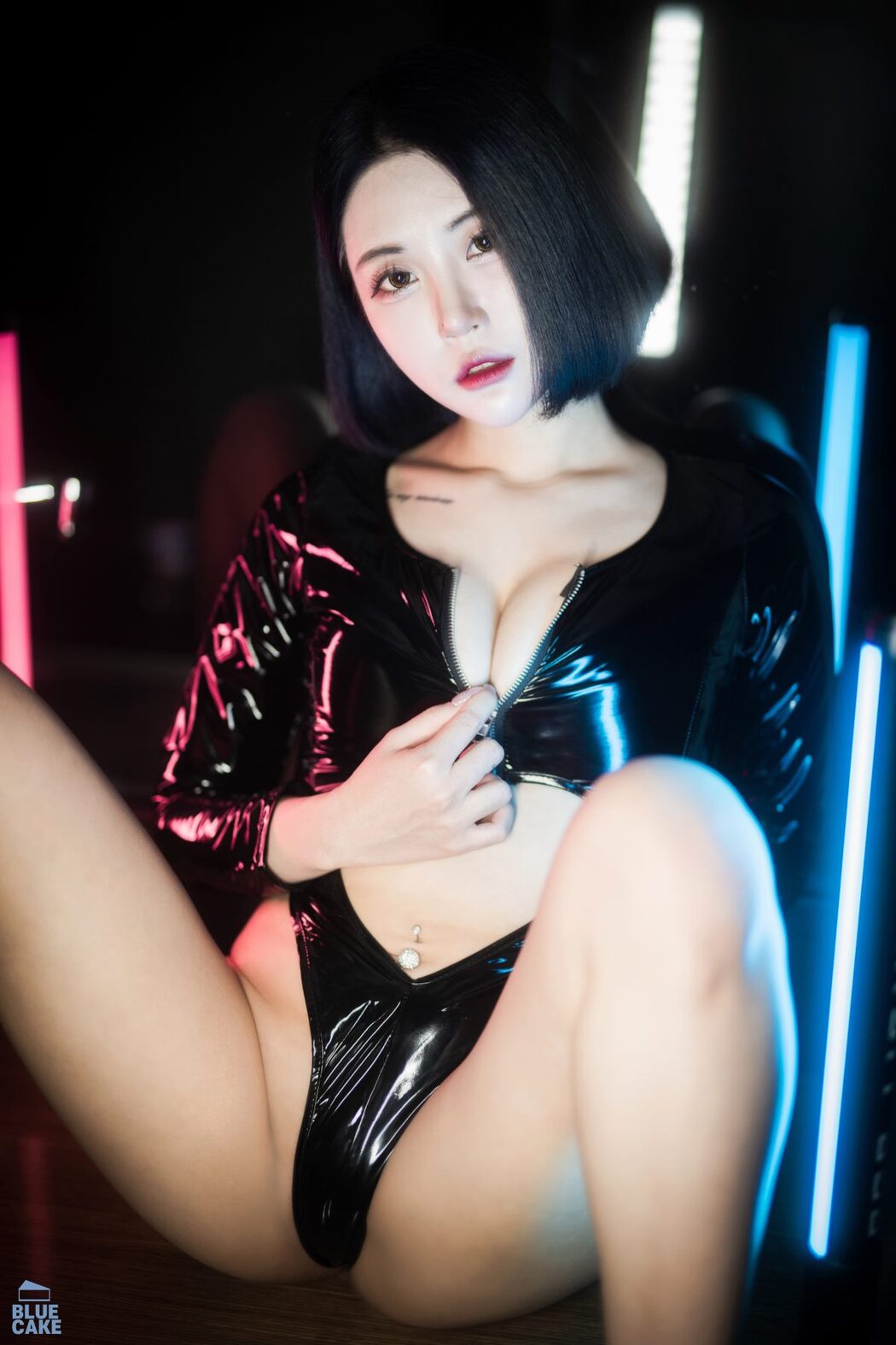 BLUECAKE Bomi 보미 City of Night