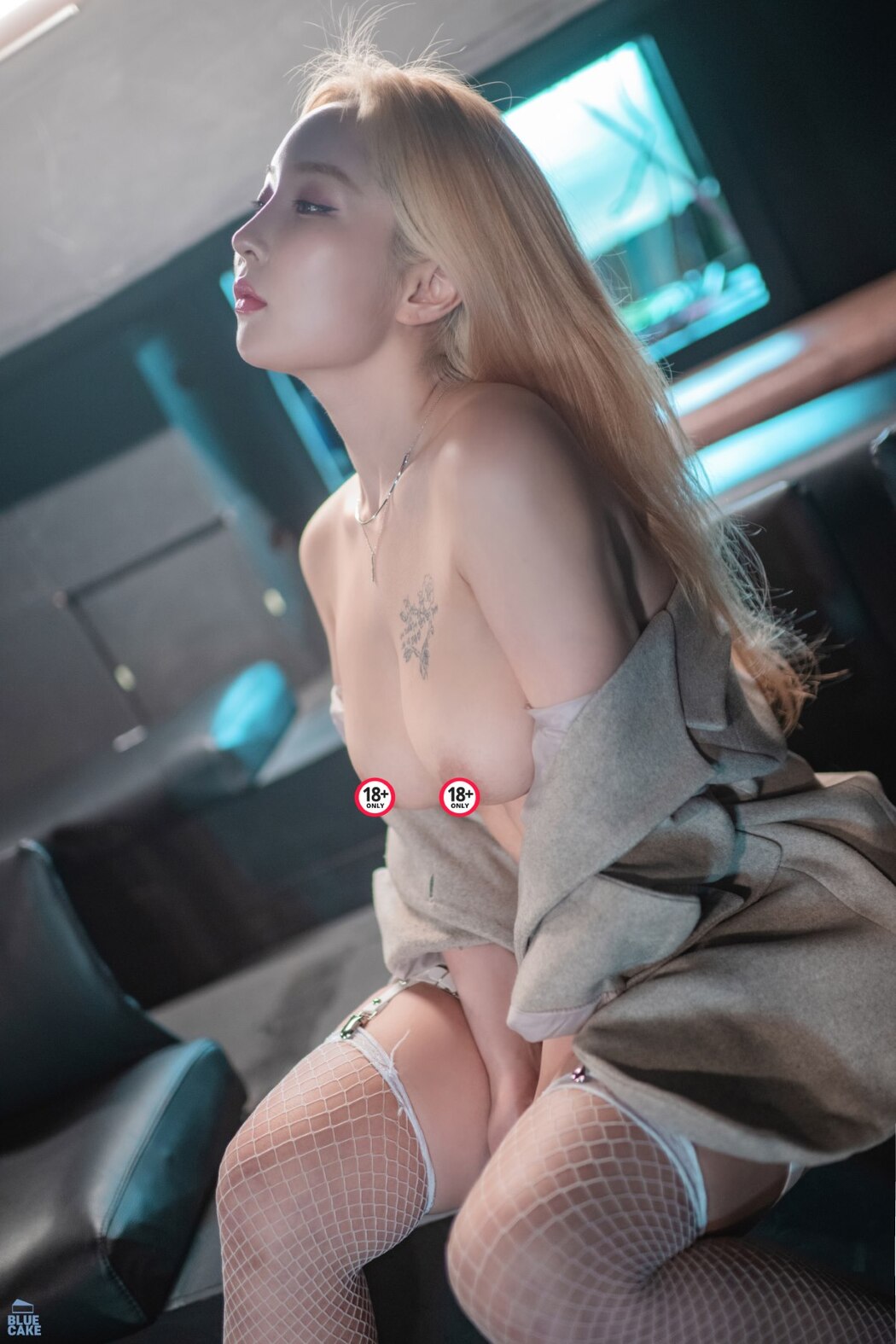 BlueCake Jinju – The Back Stage RED.Ver