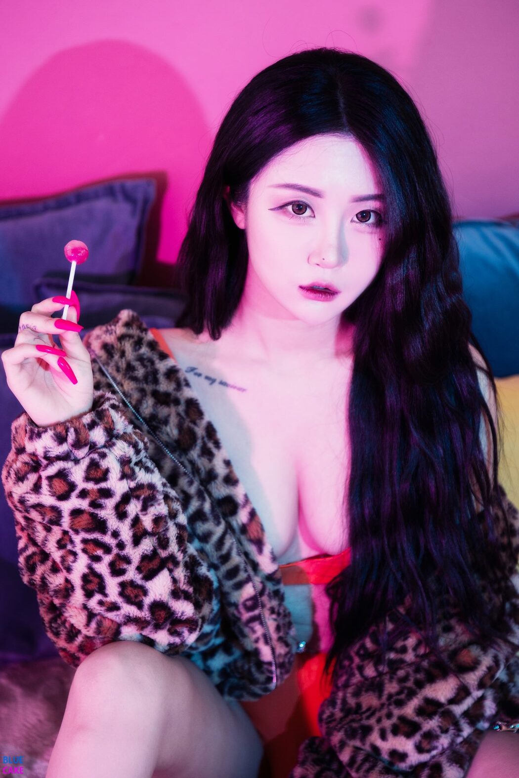 BLUECAKE Bomi 보미 Happy Bomiday