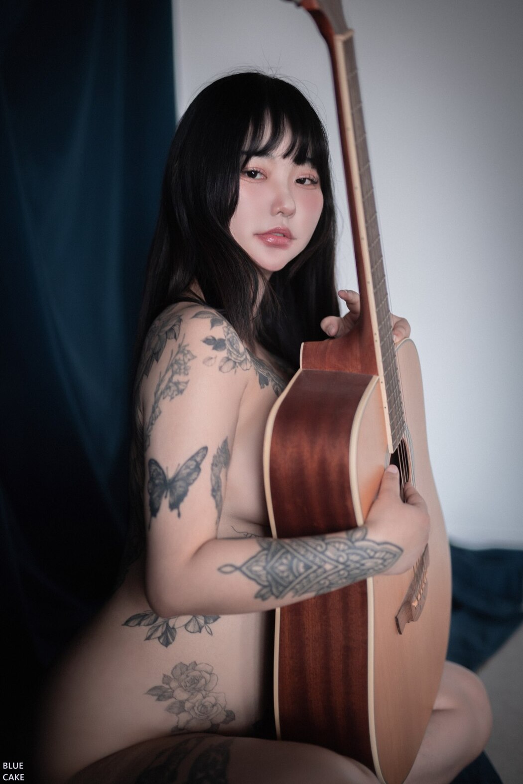 BlueCake Jeon Bo-Yeon 전보연 – Smell of Skin