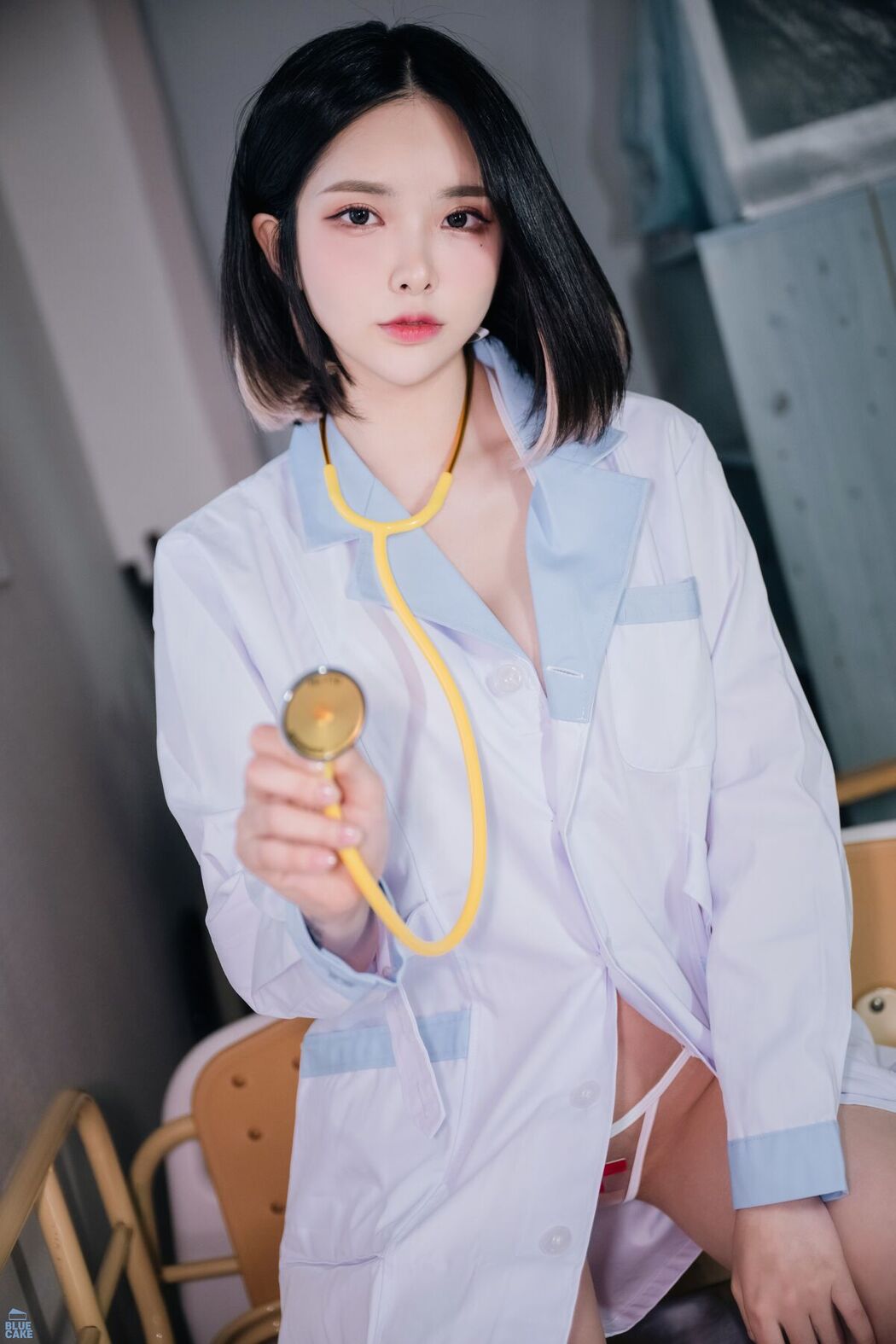 BLUECAKE Hikari – Vol.04 Bad Doctor Succubus RED.Ver A