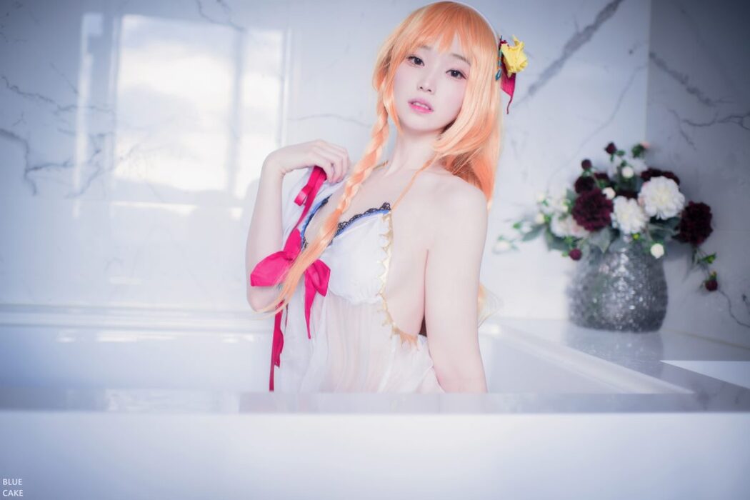 BLUECAKE Bambi 밤비 Dive Into You RED Ver