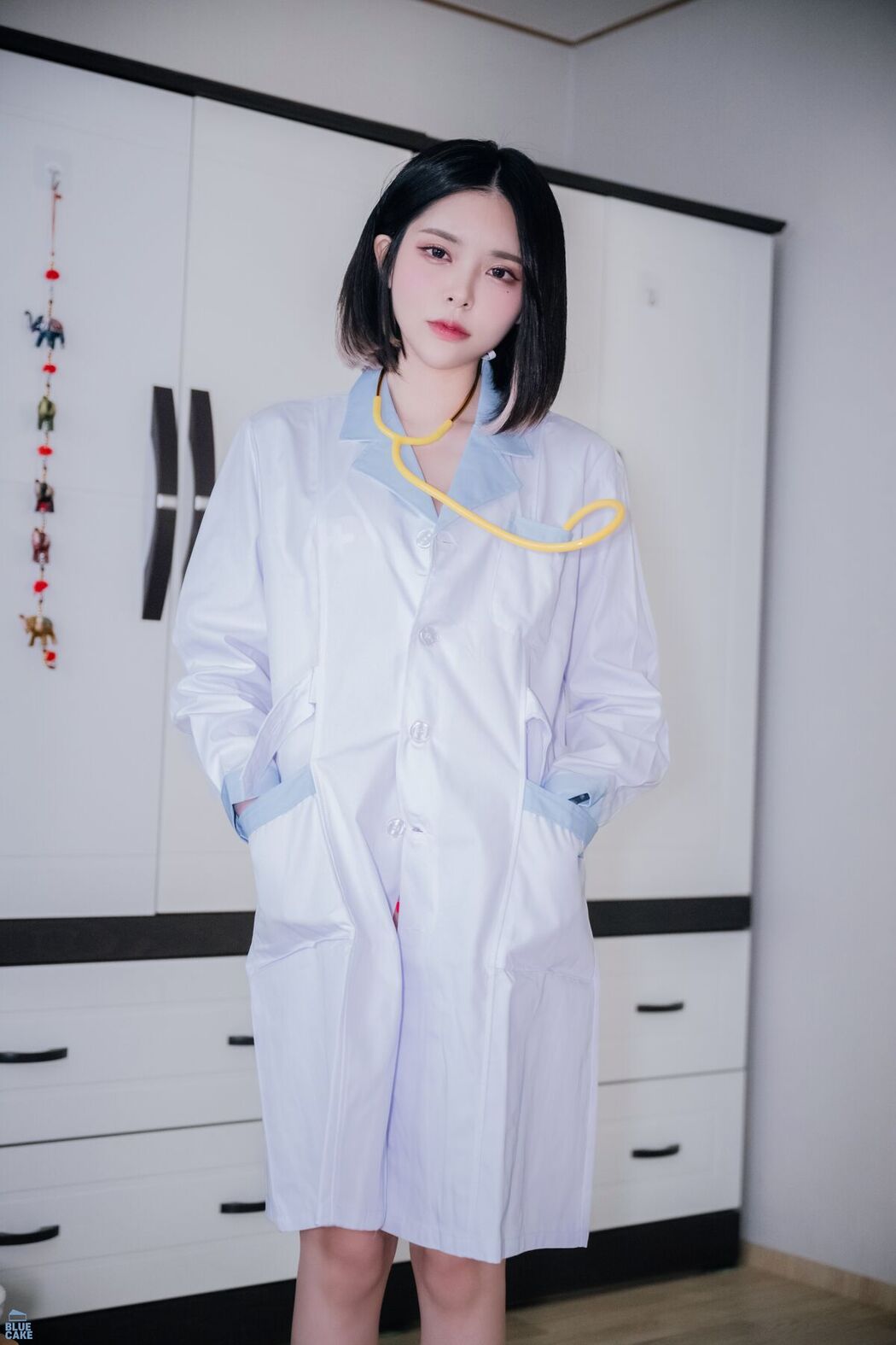 BLUECAKE Hikari – Vol.04 Bad Doctor Succubus RED.Ver A