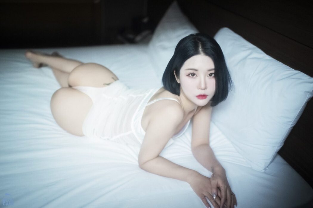BlueCake Bomi 보미 – SECRET