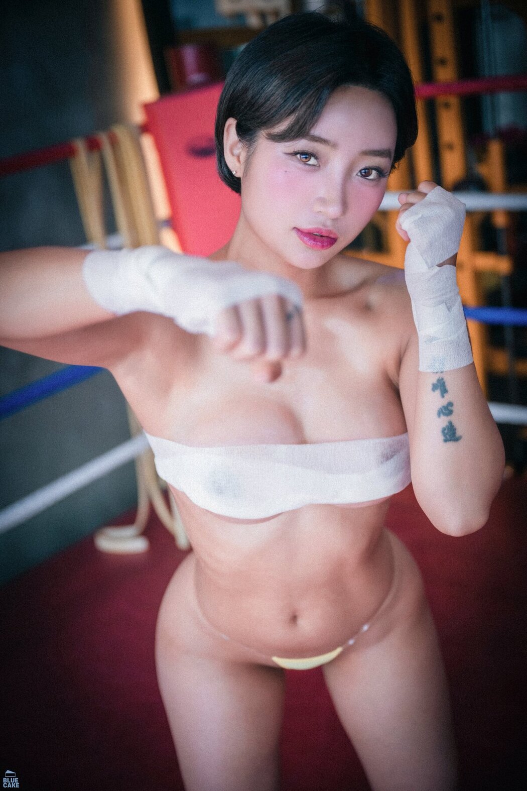 BLUECAKE Booty Queen – Punch Girl A