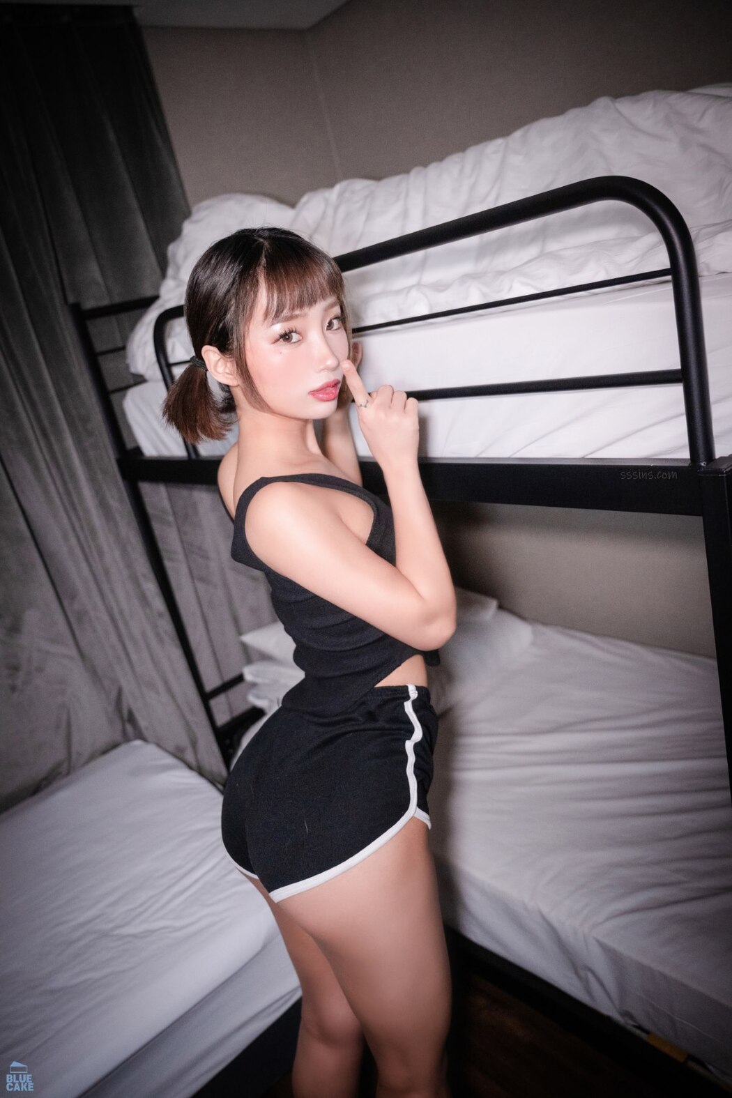 BlueCake Booty Queen – Love In The Dormitory RED.Ver